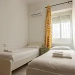 Rentalsevilla Encantador En El Gran Poder
