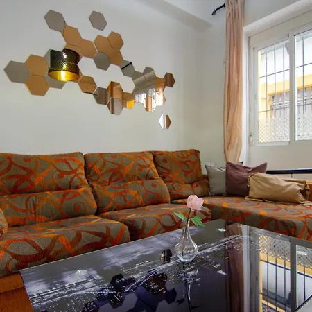 Apartamento Rentalsevilla Encantador En El Gran Poder Sevilha